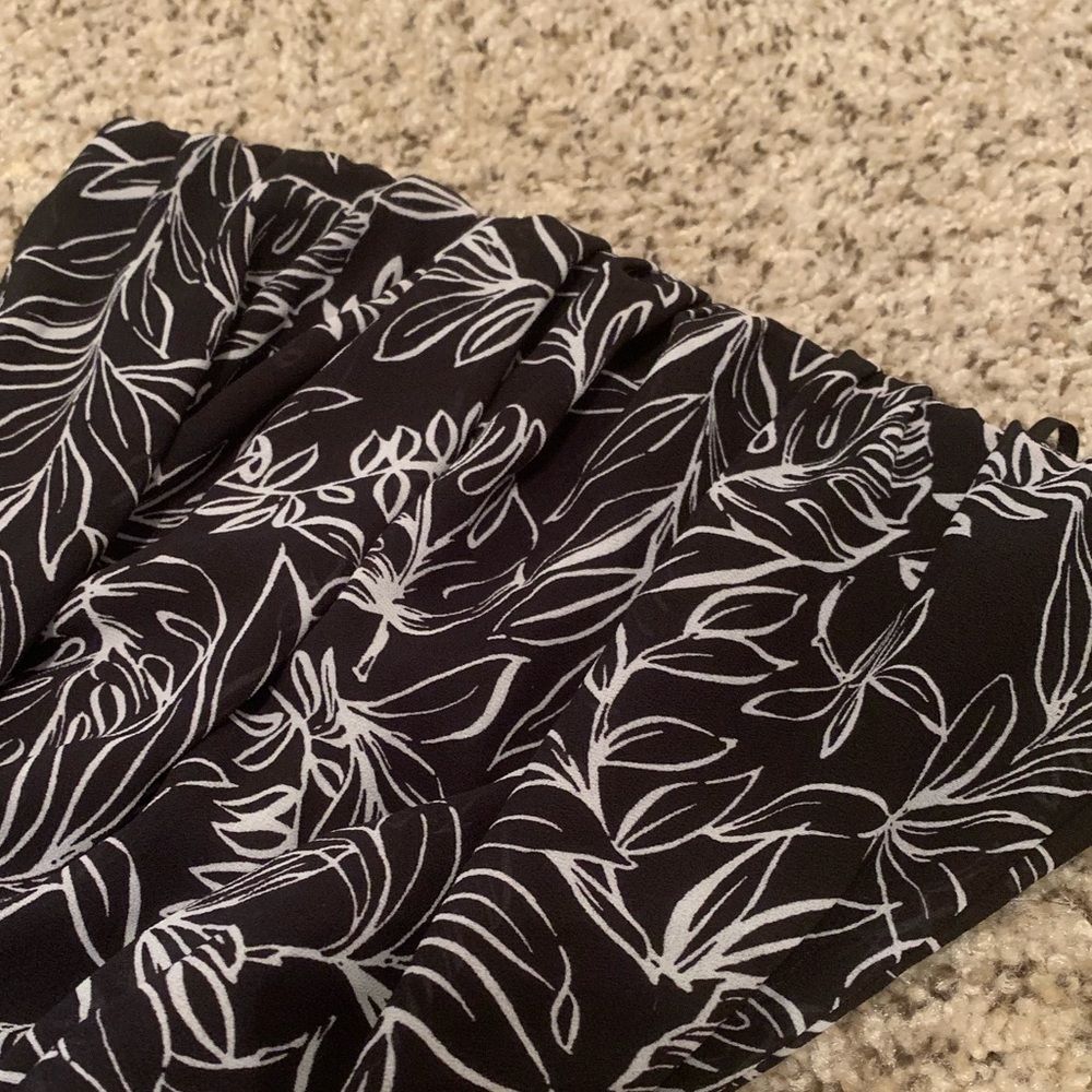 Floral Print Romper with Tie Waist